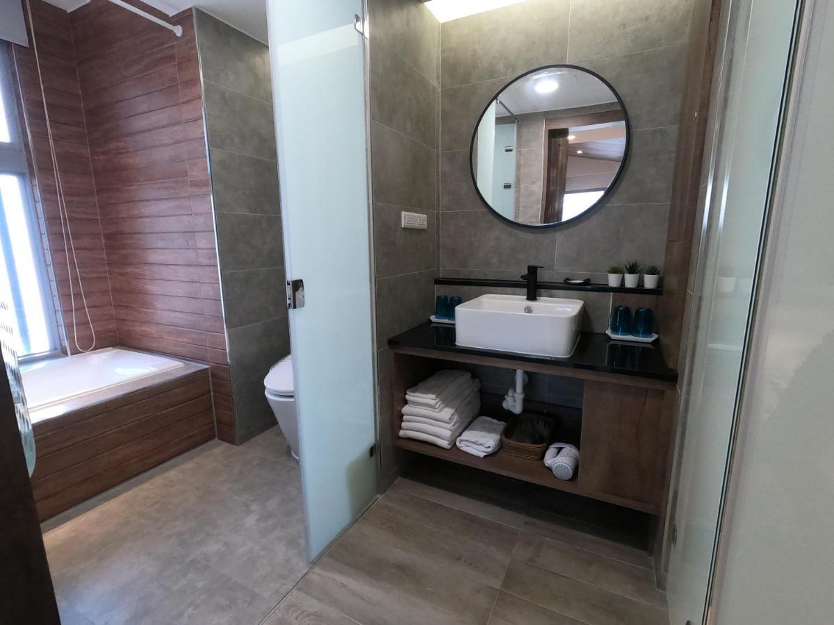 Watermark Hotel Kaohsiung Main Station Luaran gambar